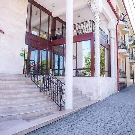 Hotel Anina Текиргьол Екстериор снимка