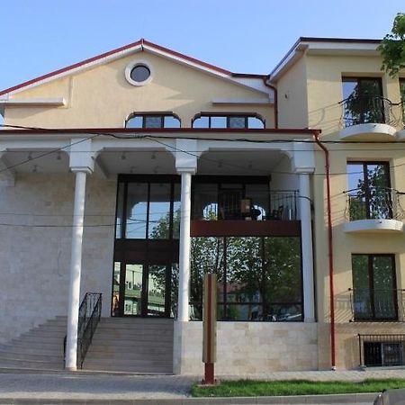 Hotel Anina Текиргьол Екстериор снимка