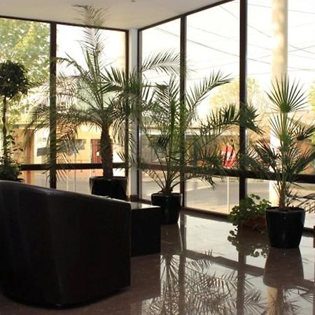 Hotel Anina Текиргьол Екстериор снимка