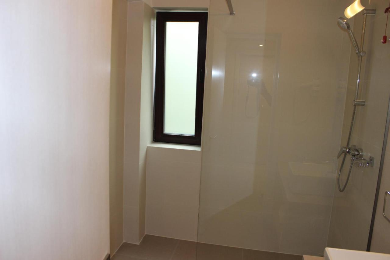 Hotel Anina Текиргьол Екстериор снимка