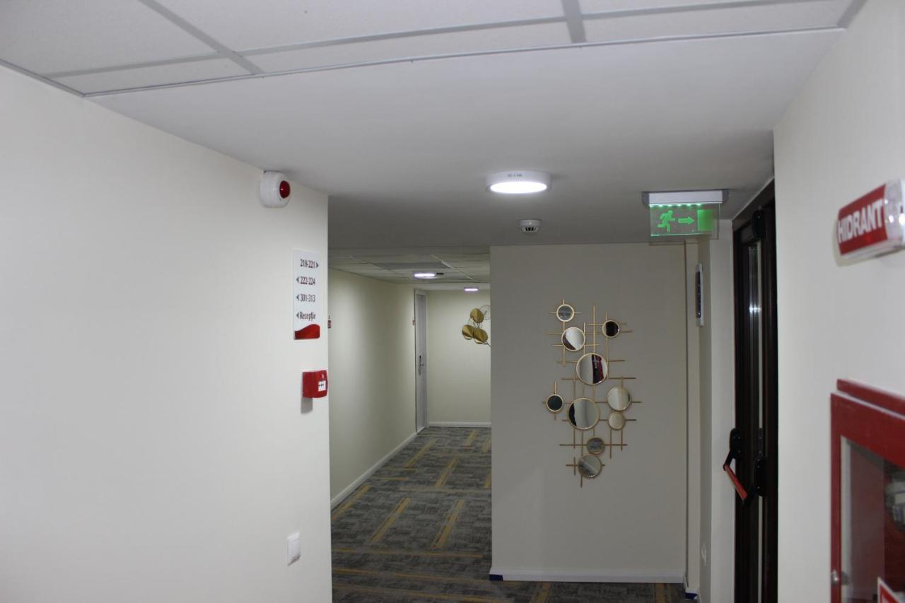 Hotel Anina Текиргьол Екстериор снимка