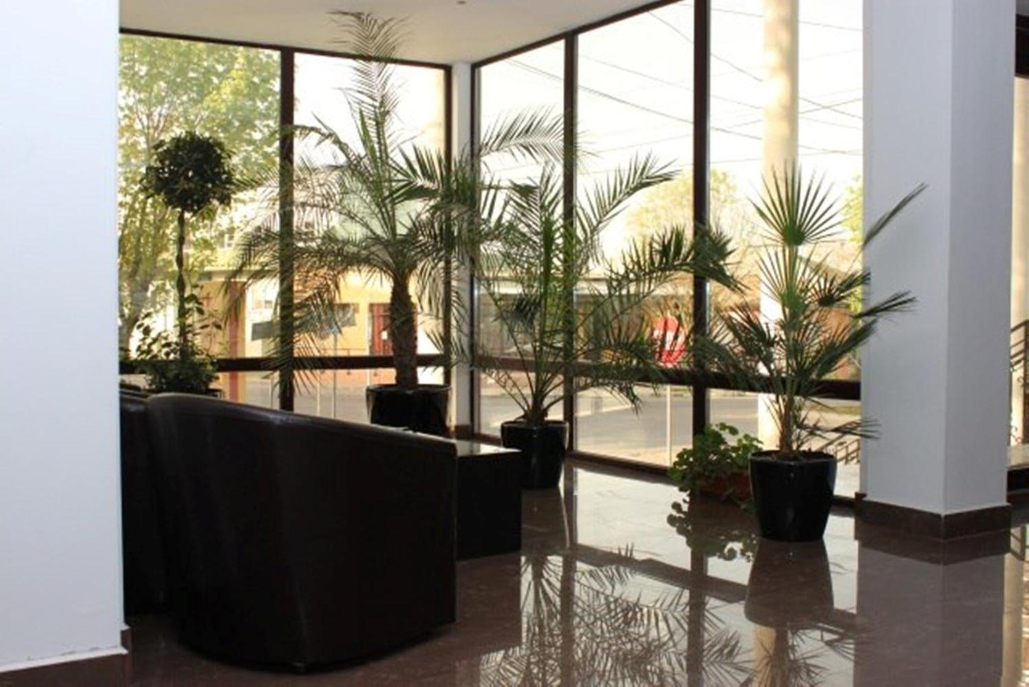 Hotel Anina Текиргьол Екстериор снимка