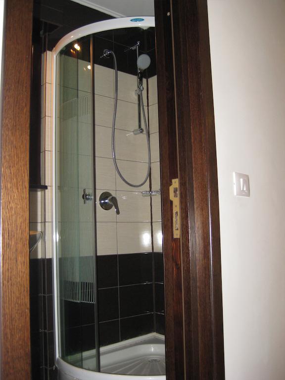 Hotel Anina Текиргьол Стая снимка