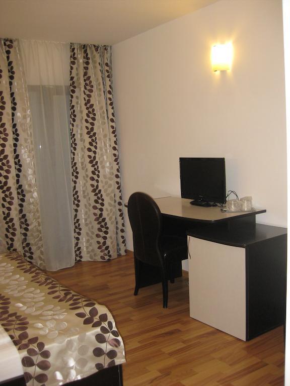 Hotel Anina Текиргьол Стая снимка