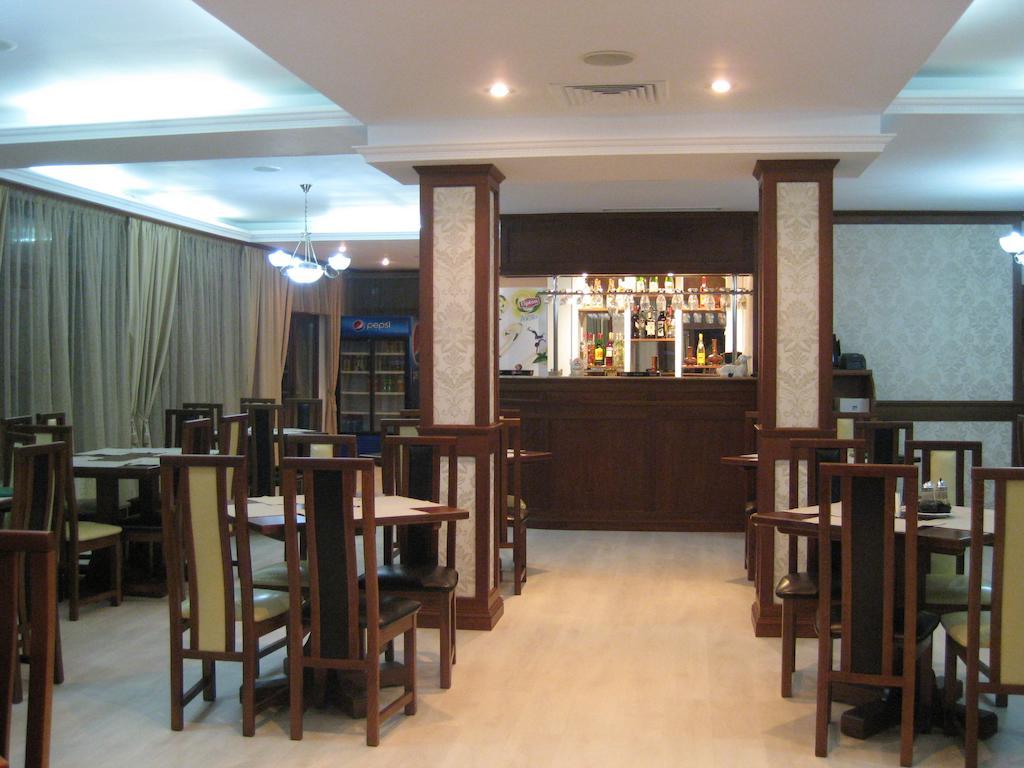 Hotel Anina Текиргьол Екстериор снимка