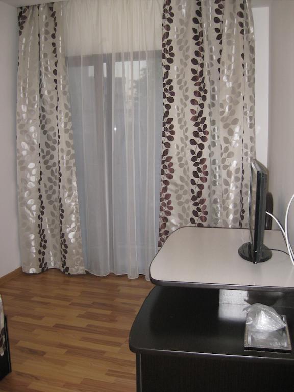 Hotel Anina Текиргьол Екстериор снимка