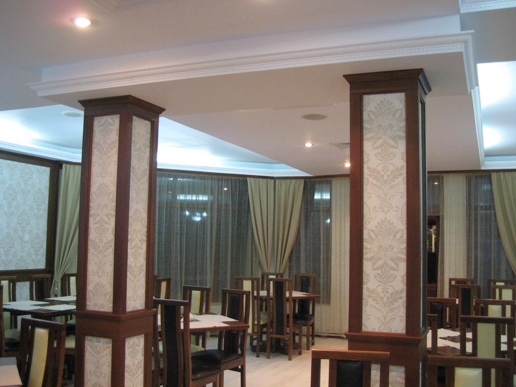 Hotel Anina Текиргьол Екстериор снимка
